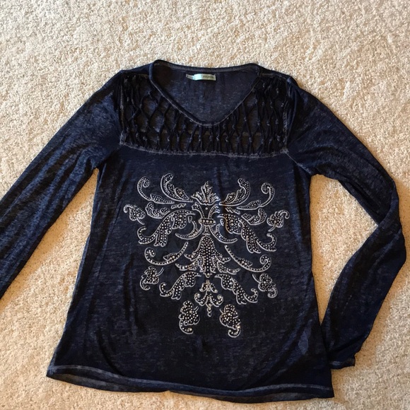 5/$25❗️Maurices embellished long sleeve. M - Picture 2 of 8